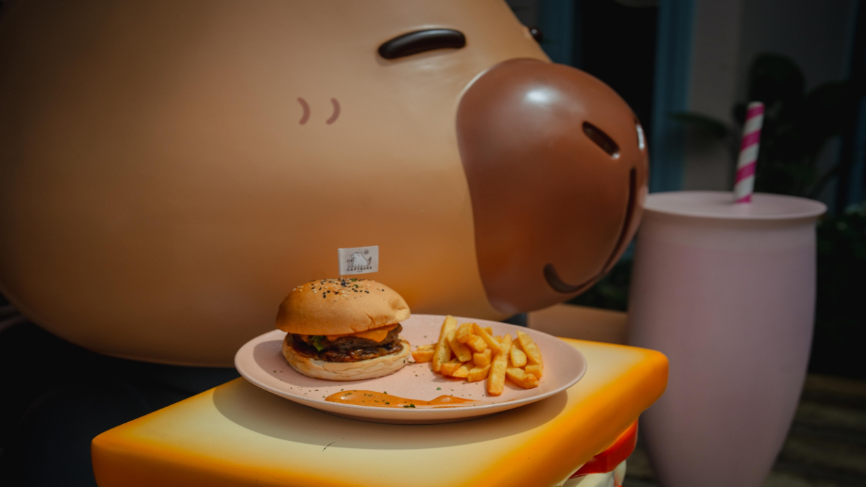 Capybara Cafe Atmosphere 1